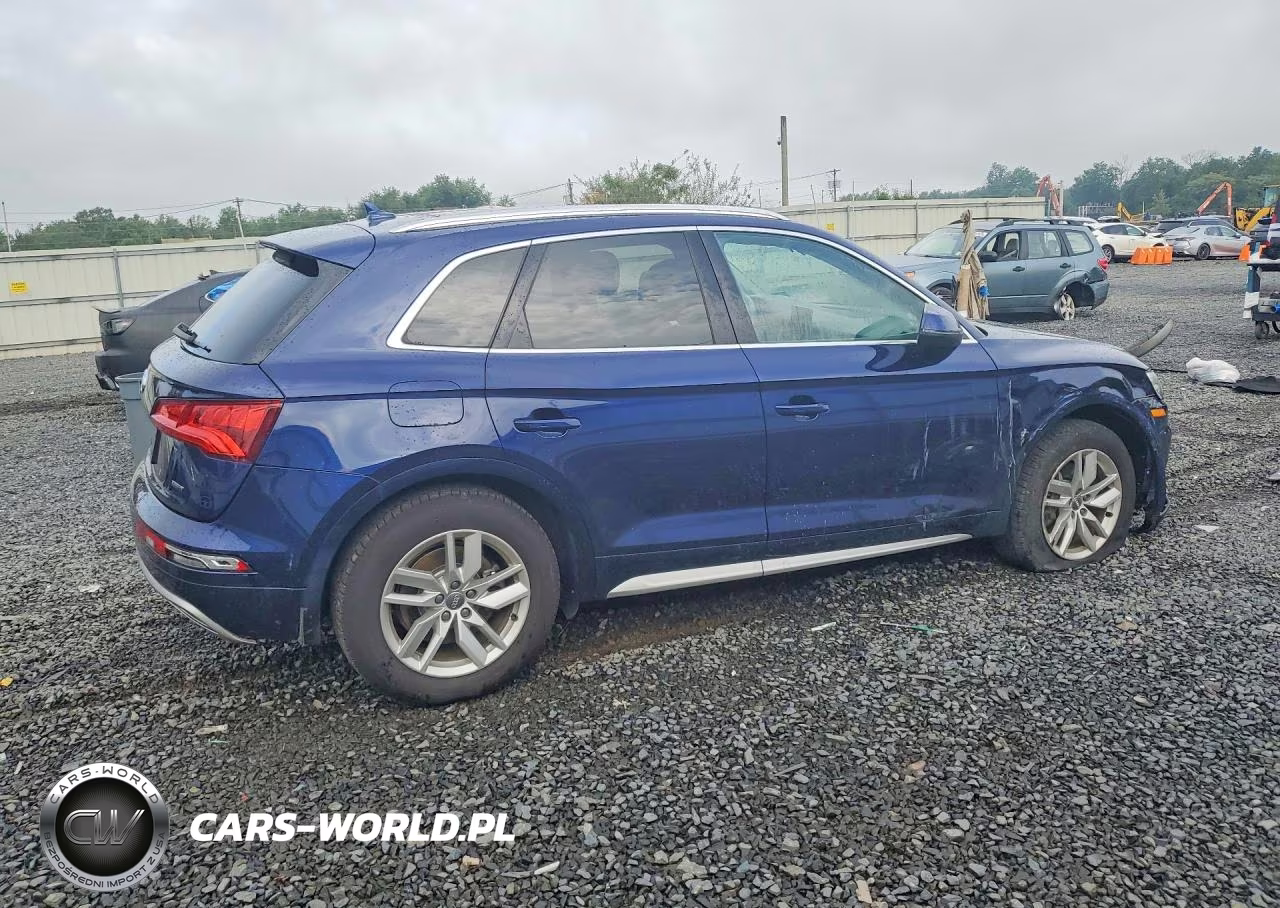 2020 Audi Q5 Premium VIN:WA1ANAFYXL2099387 - 3