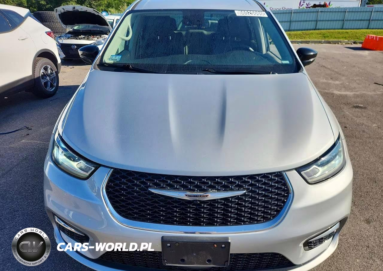 2024 Chrysler Pacifica Touring L VIN:2C4RC1BG6RR172874 - 5