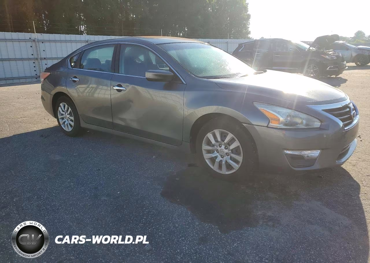 2014 Nissan Altima 2.5 VIN:1N4AL3AP9EC326142 - 4