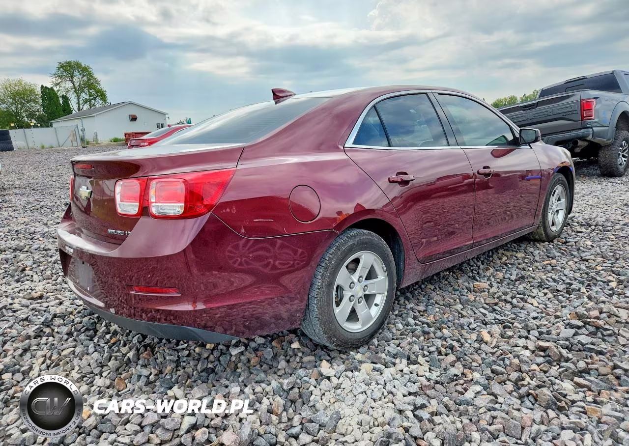 2015 Chevrolet Malibu 1Lt VIN:1G11C5SL8FF276392 - 3