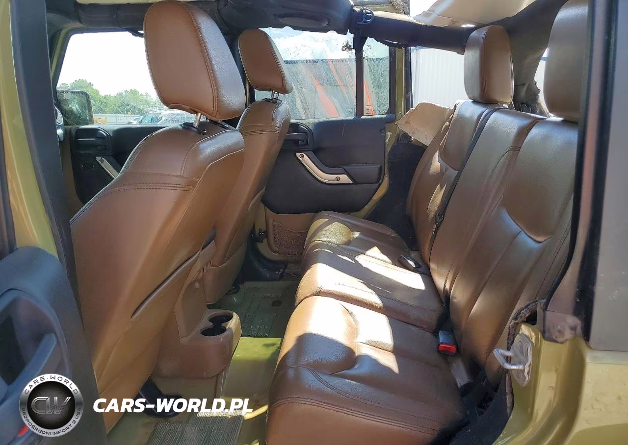 2013 Jeep Wrangler Unlimited Rubicon VIN:1C4BJWFG8DL567199 - 10