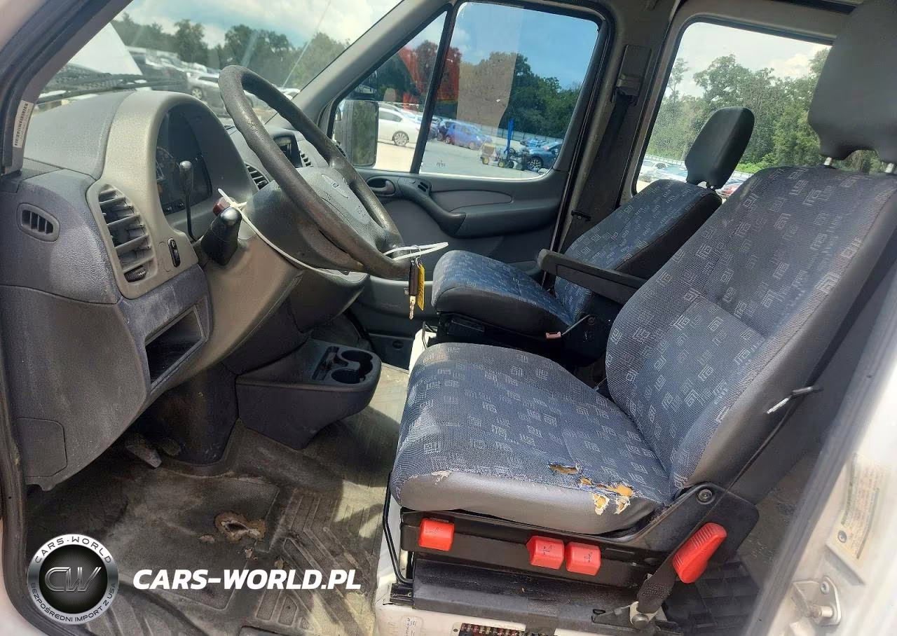 2006 Dodge Sprinter 2500 Delivery Van VIN:WD0PD644965958995 - 7