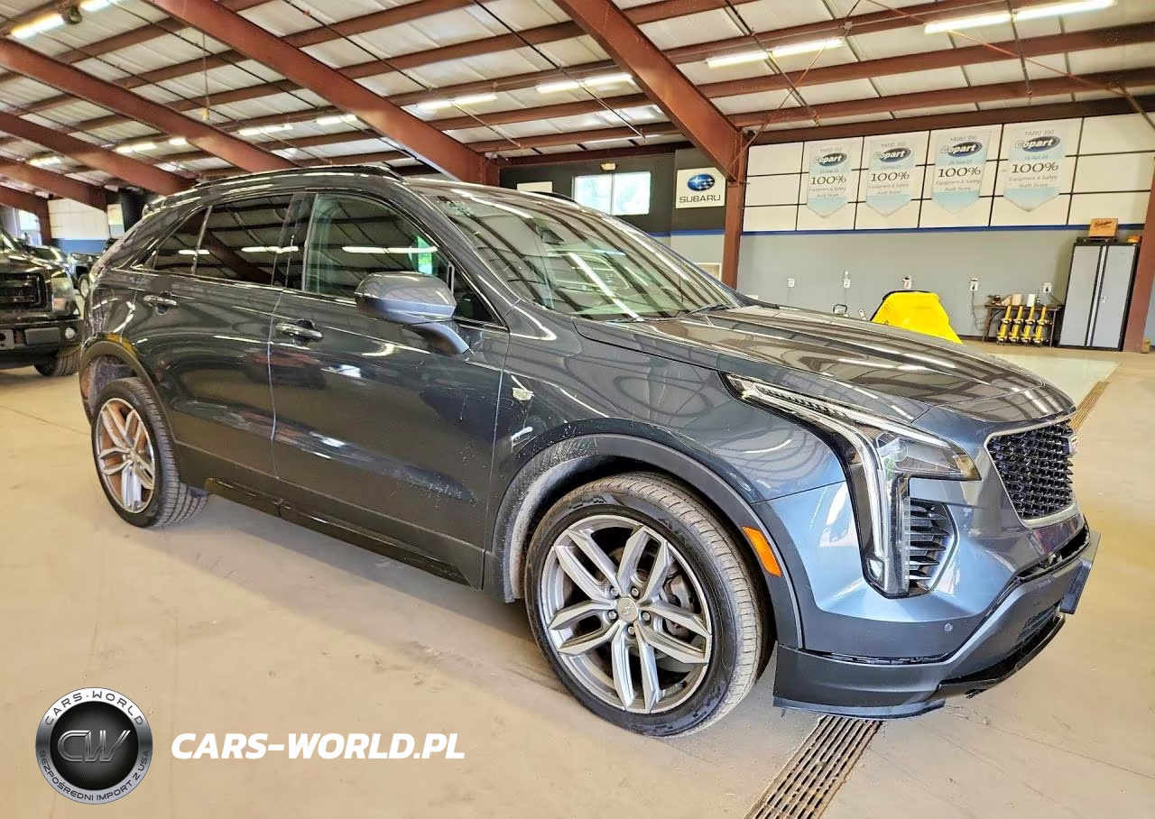 2019 Cadillac Xt4 Sport VIN:1GYFZFR43KF117686 - 4
