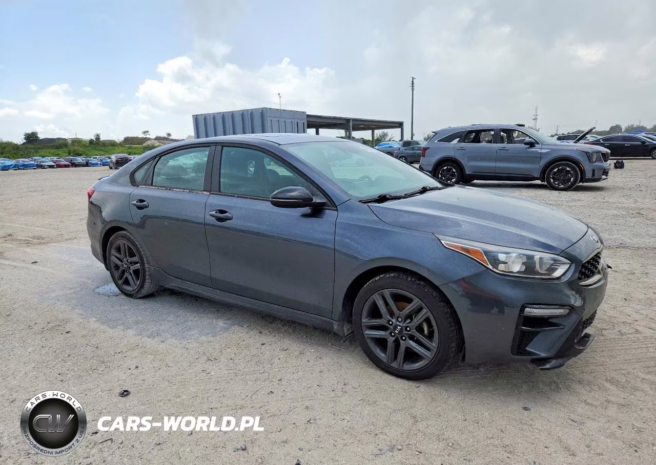 2021 Kia Forte Gt Line VIN:3KPF34AD5ME269490 - 4