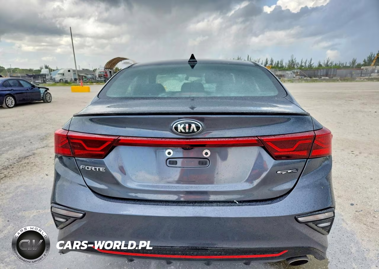 2021 Kia Forte Gt Line VIN:3KPF34AD5ME269490 - 6