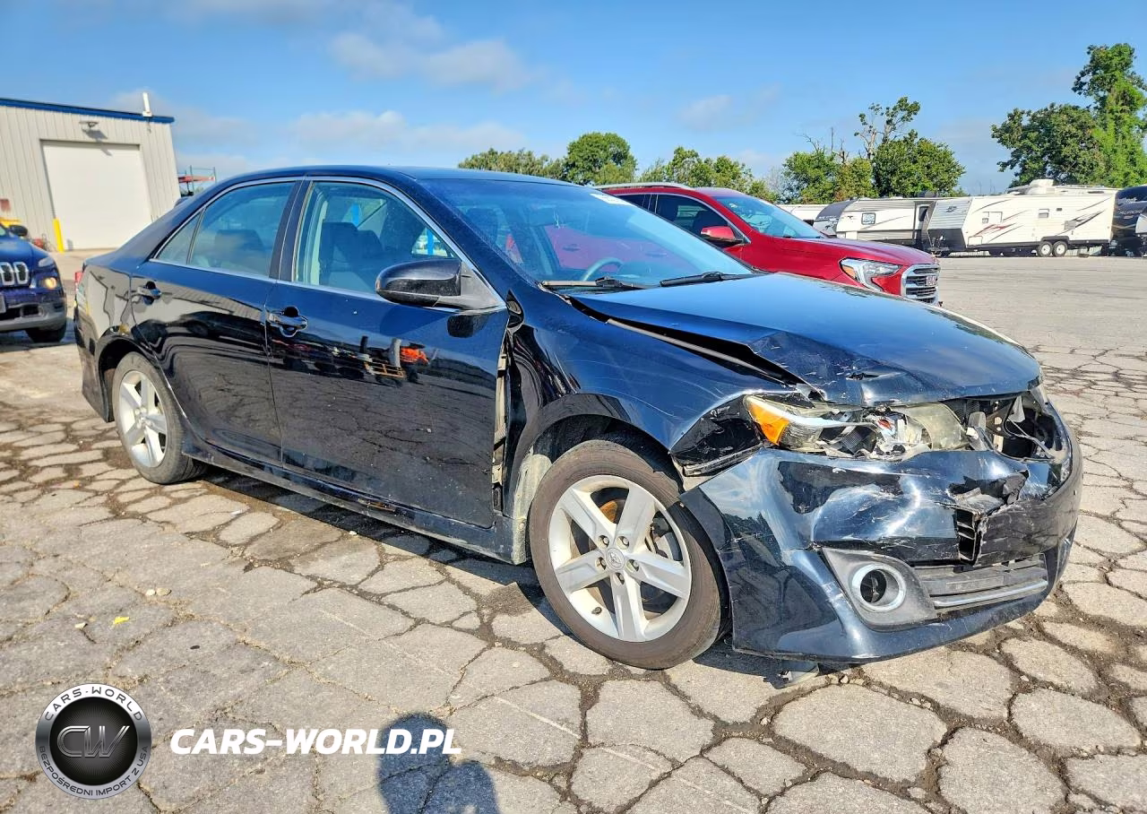 2014 Toyota Camry Se VIN:4T1BF1FK9EU370610 - 4