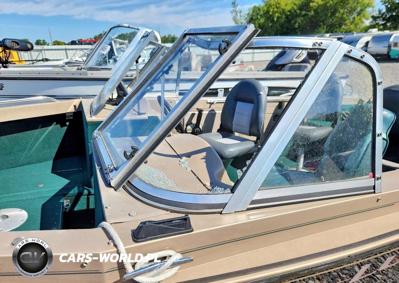 2017 Lund Mn 1629 Hx Boat VIN:LUNAB474A000 - 9