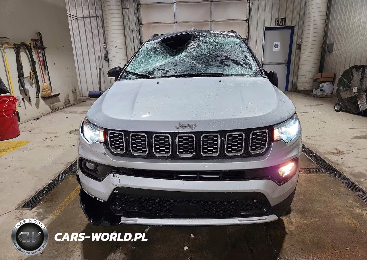 2025 Jeep Compass Limited VIN:3C4NJDCN9ST505882 - 5