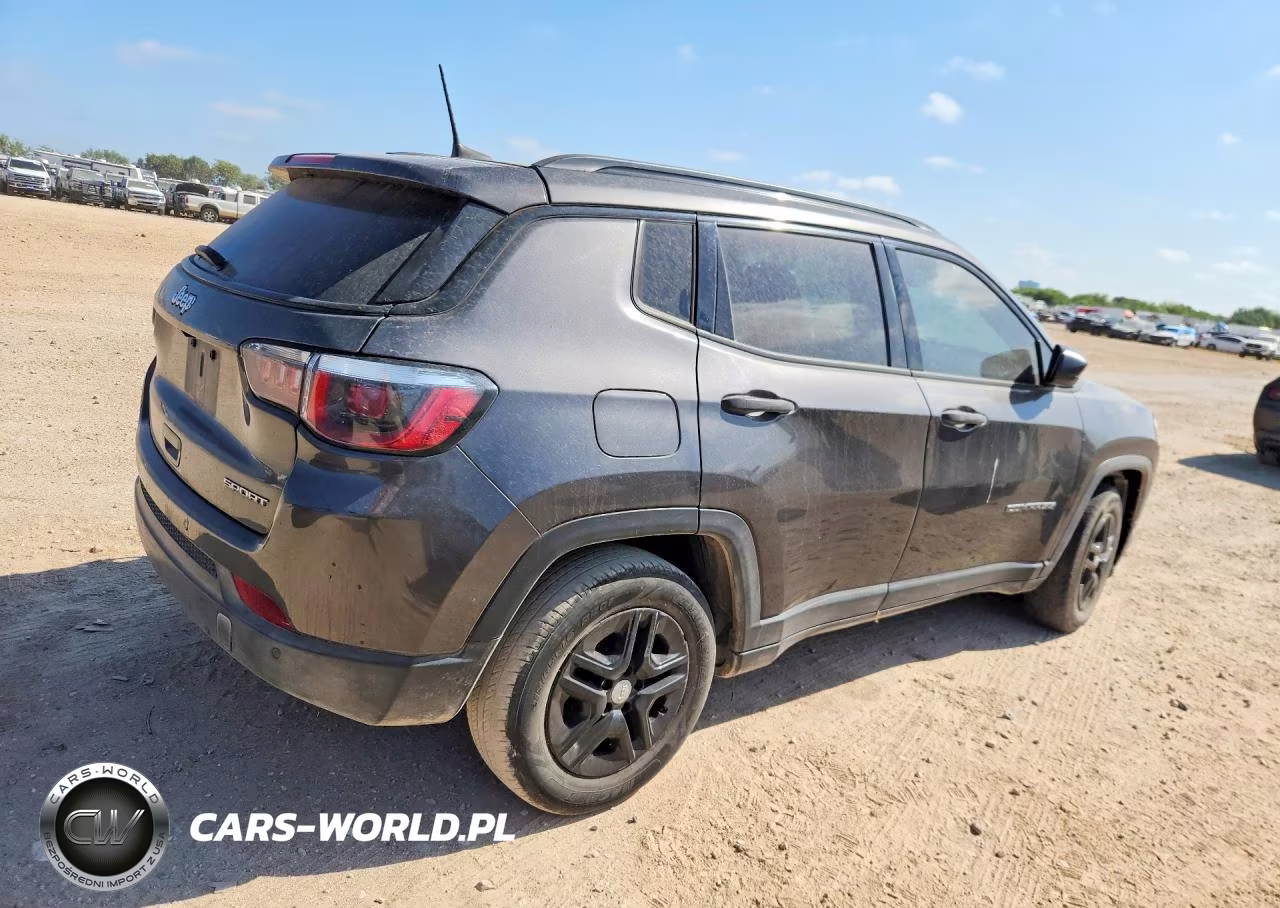 2018 Jeep Compass Sport VIN:3C4NJCABXJT133549 - 3