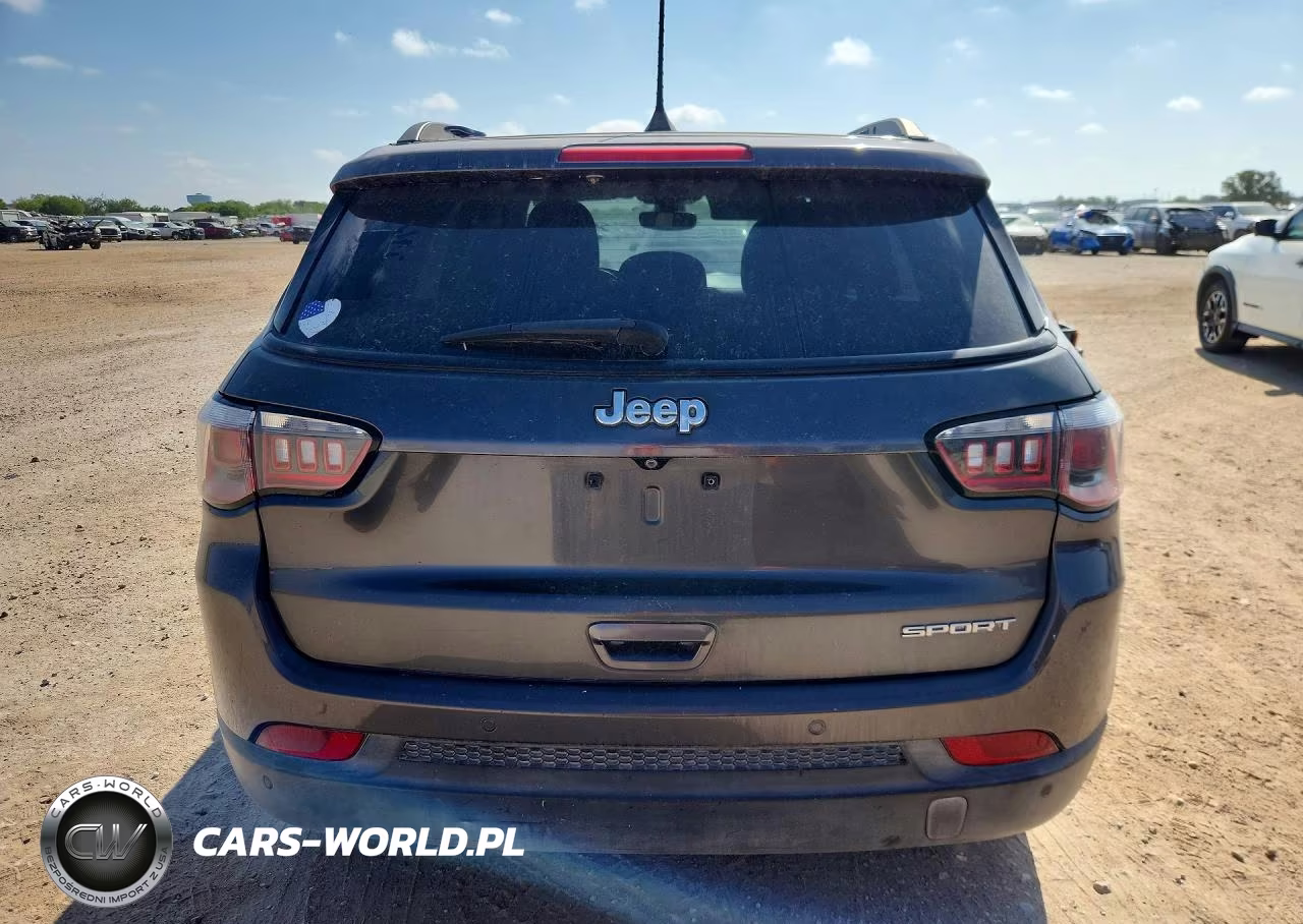 2018 Jeep Compass Sport VIN:3C4NJCABXJT133549 - 6
