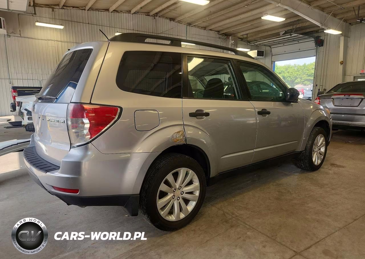 2012 Subaru Forester 2.5X Premium VIN:JF2SHBDC2CH417757 - 3