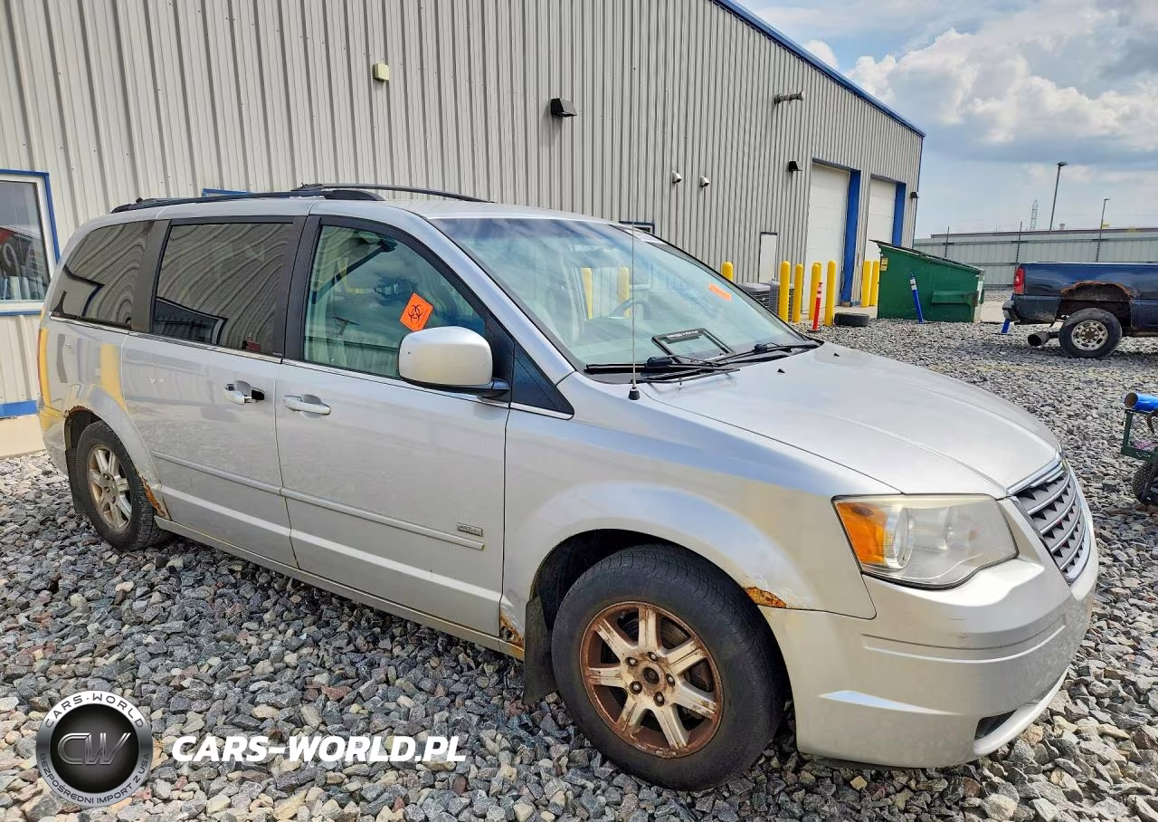 2008 Chrysler Town & Country Touring VIN:2A8HR54P48R769429 - 4