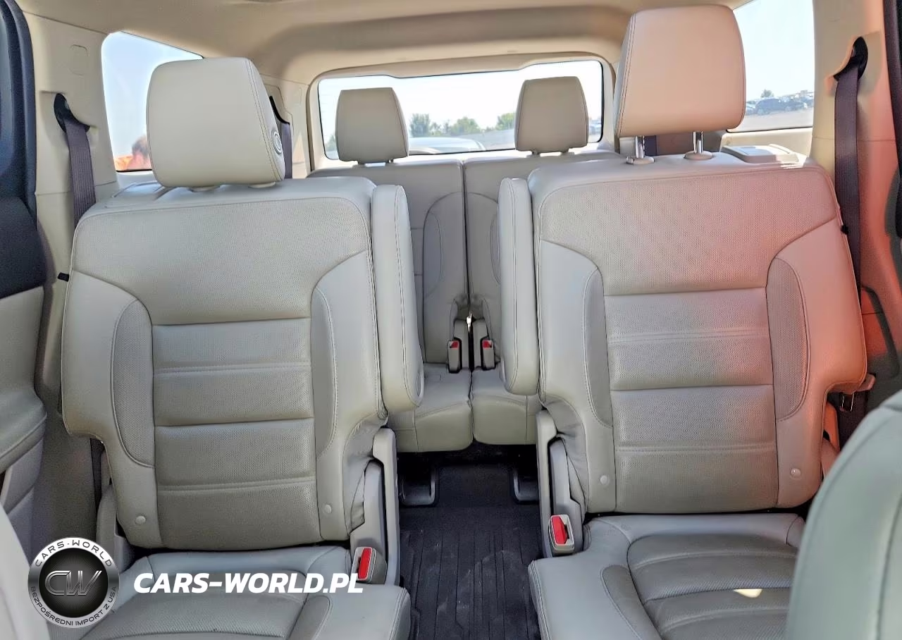 2019 GMC Acadia Denali VIN:1GKKNPLS3KZ132348 - 10