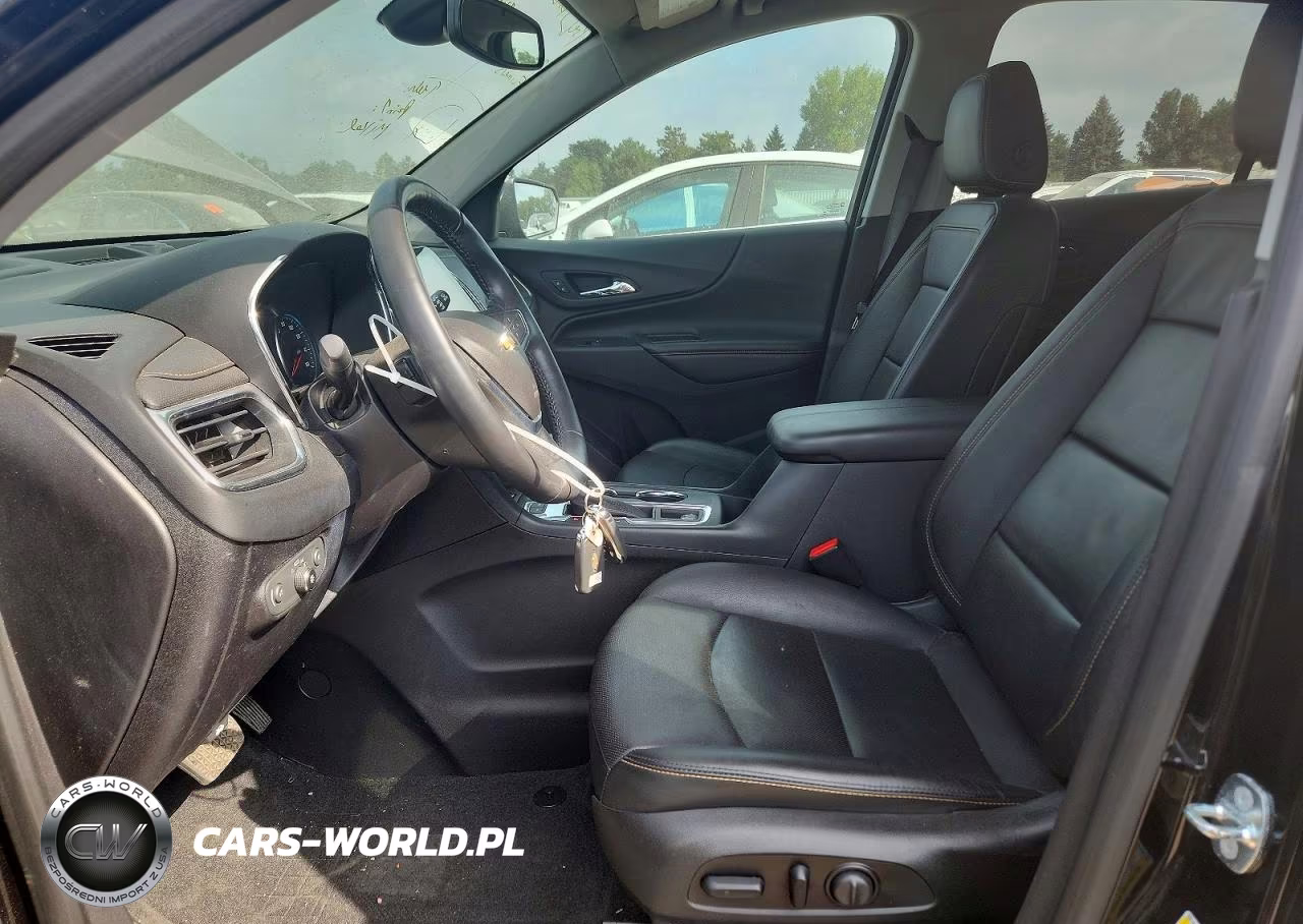 2018 Chevrolet Equinox Premier VIN:2GNAXWEX0J6138629 - 7