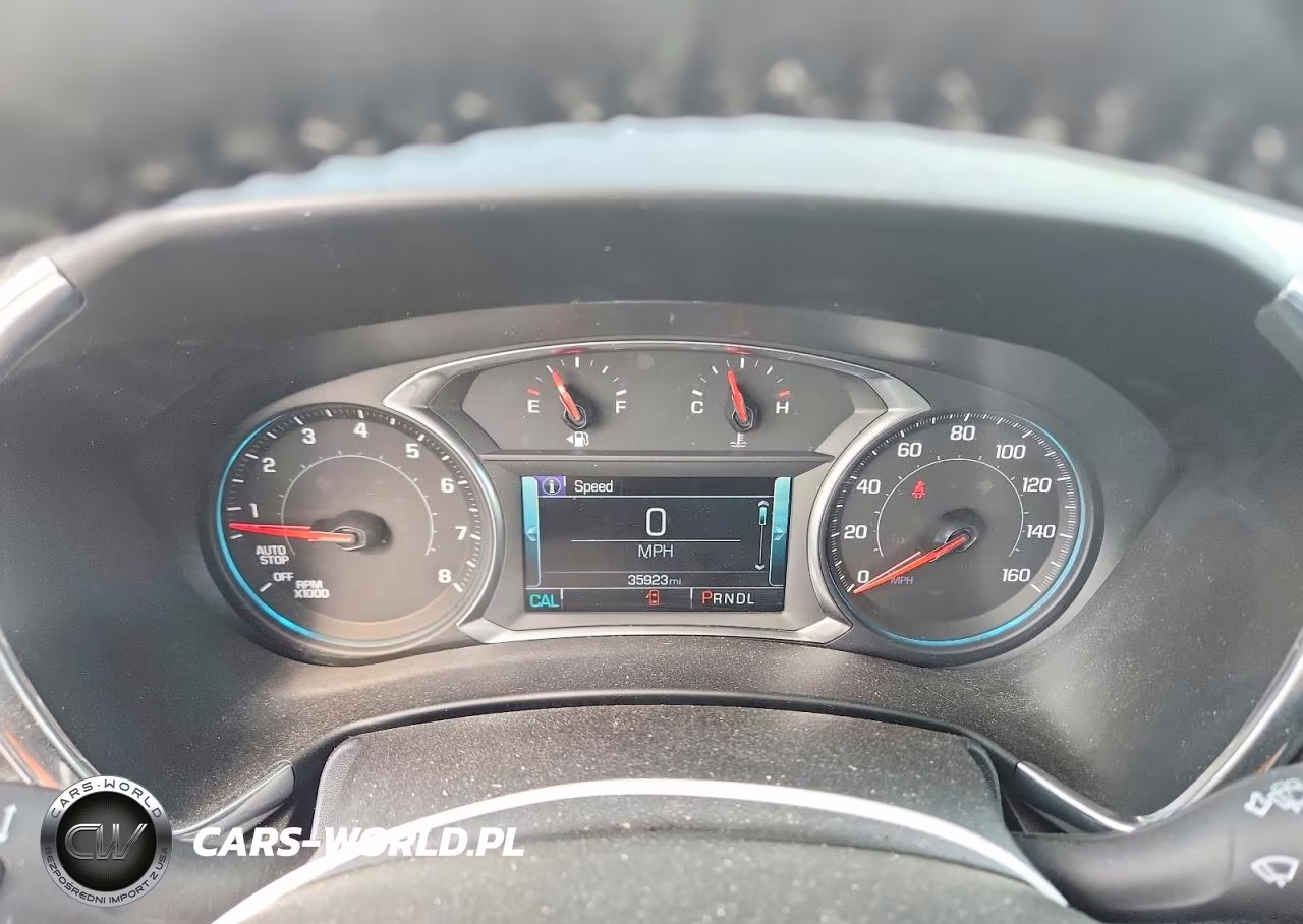 2018 Chevrolet Equinox Premier VIN:2GNAXWEX0J6138629 - 9