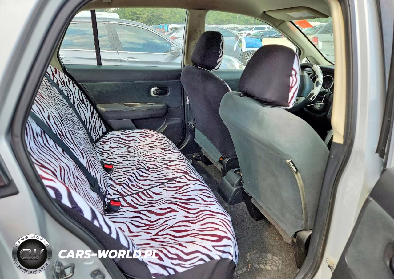 2010 Nissan Versa 1.8 S VIN:3N1BC1AP2AL383996 - 10