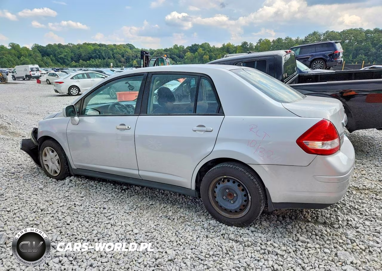 2010 Nissan Versa 1.8 S VIN:3N1BC1AP2AL383996 - 2