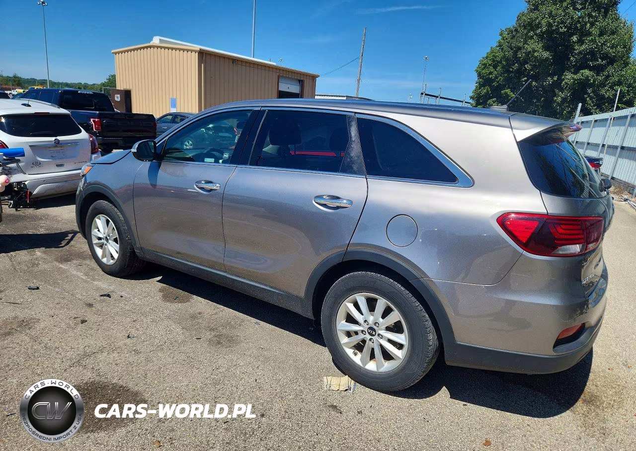 2019 Kia Sorento L VIN:5XYPG4A30KG541573 - 2