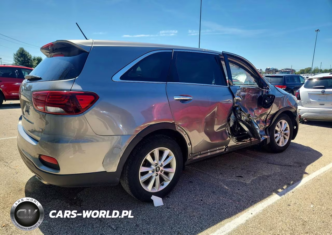 2019 Kia Sorento L VIN:5XYPG4A30KG541573 - 3