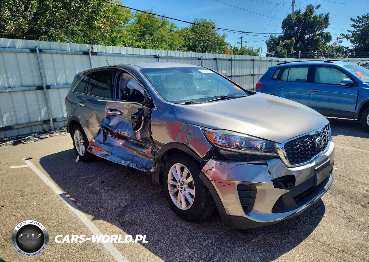 2019 Kia Sorento L VIN:5XYPG4A30KG541573 - 4