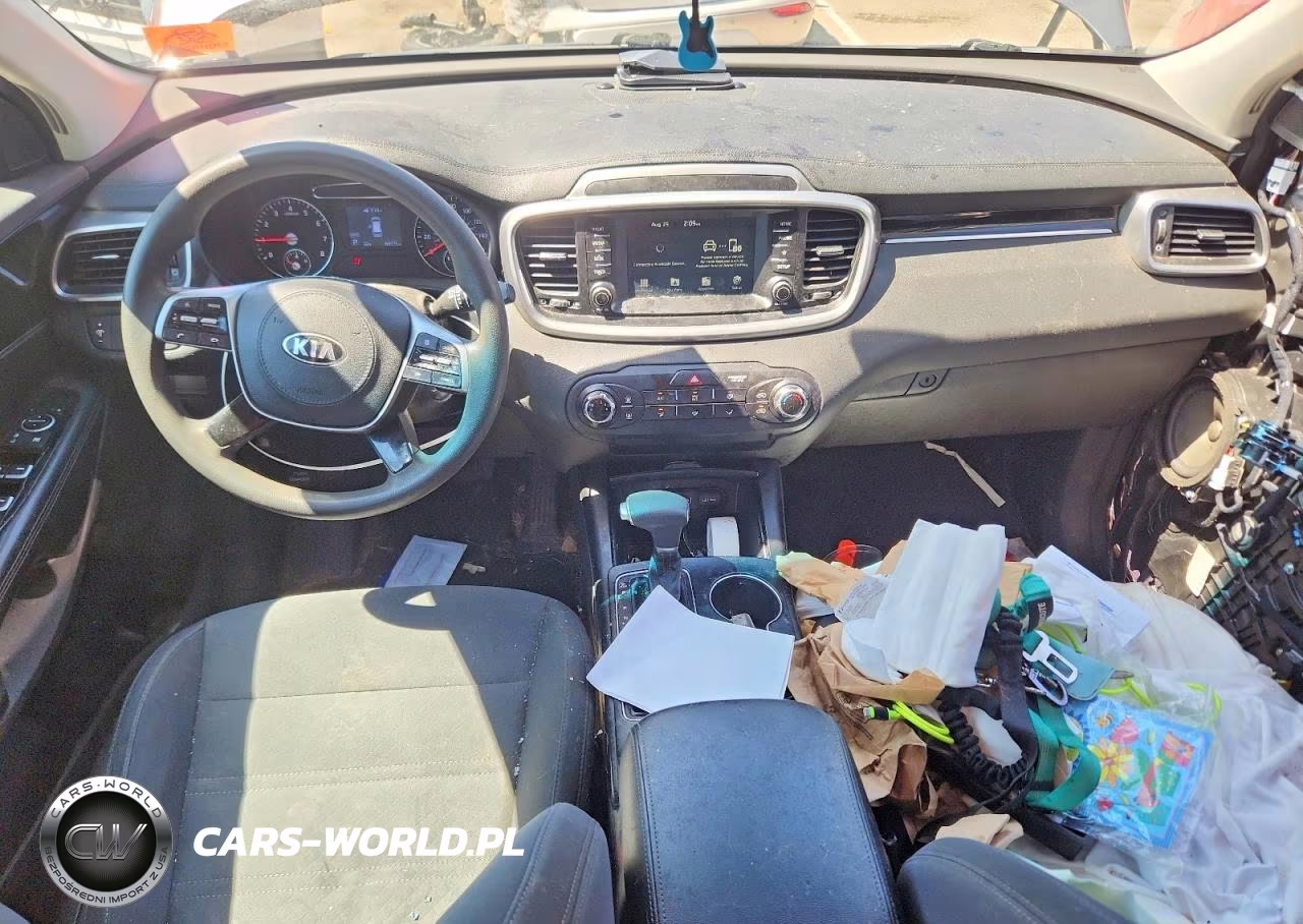 2019 Kia Sorento L VIN:5XYPG4A30KG541573 - 8