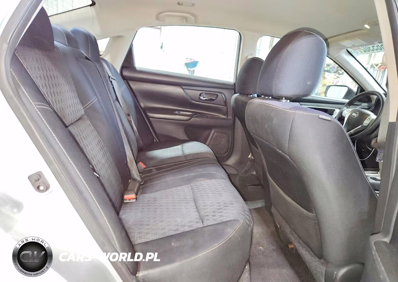 2016 Nissan Altima 2.5 S VIN:1N4AL3AP2GN378641 - 10