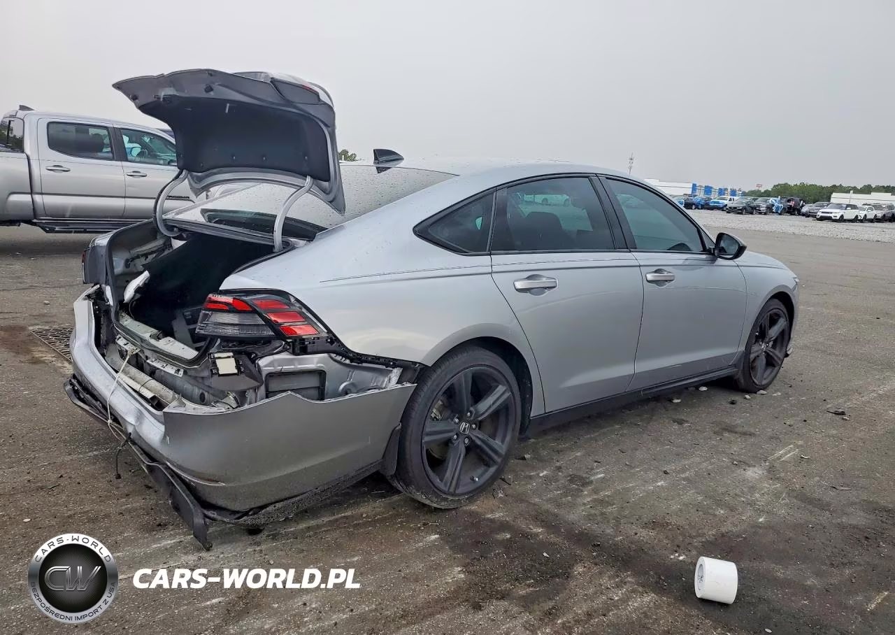 2023 Honda Accord Hybrid Sport-L VIN:1HGCY2F71PA024299 - 3
