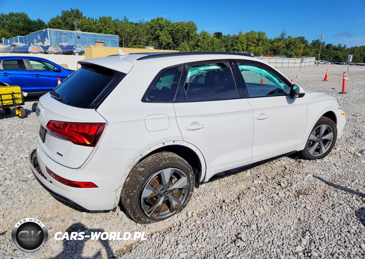 2020 Audi Q5 Premium VIN:WA1ANAFY2L2074760 - 3