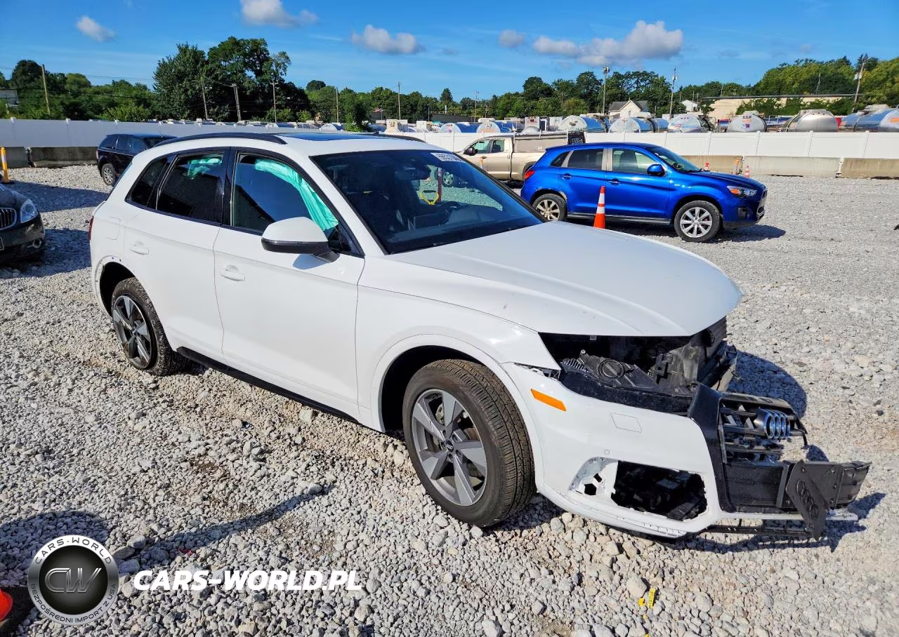 2020 Audi Q5 Premium VIN:WA1ANAFY2L2074760 - 4