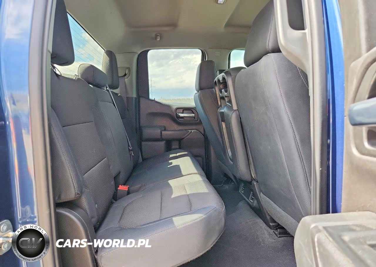 2019 Chevrolet Silverado K1500 Trail Boss Custom VIN:1GCRYCEF0KZ339547 - 10