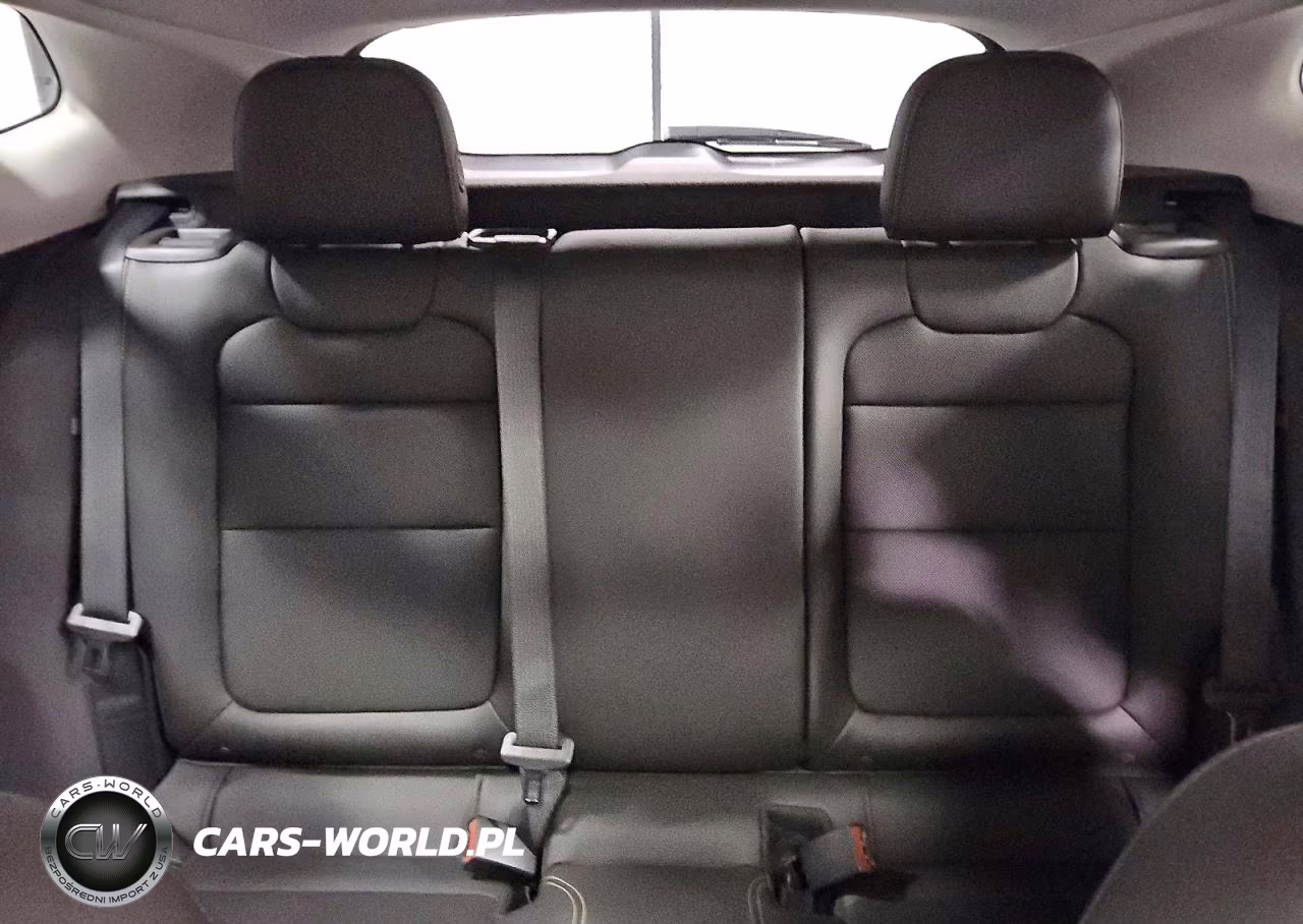 2025 Chevrolet Trax Activ VIN:KL77LKEPXSC123682 - 10