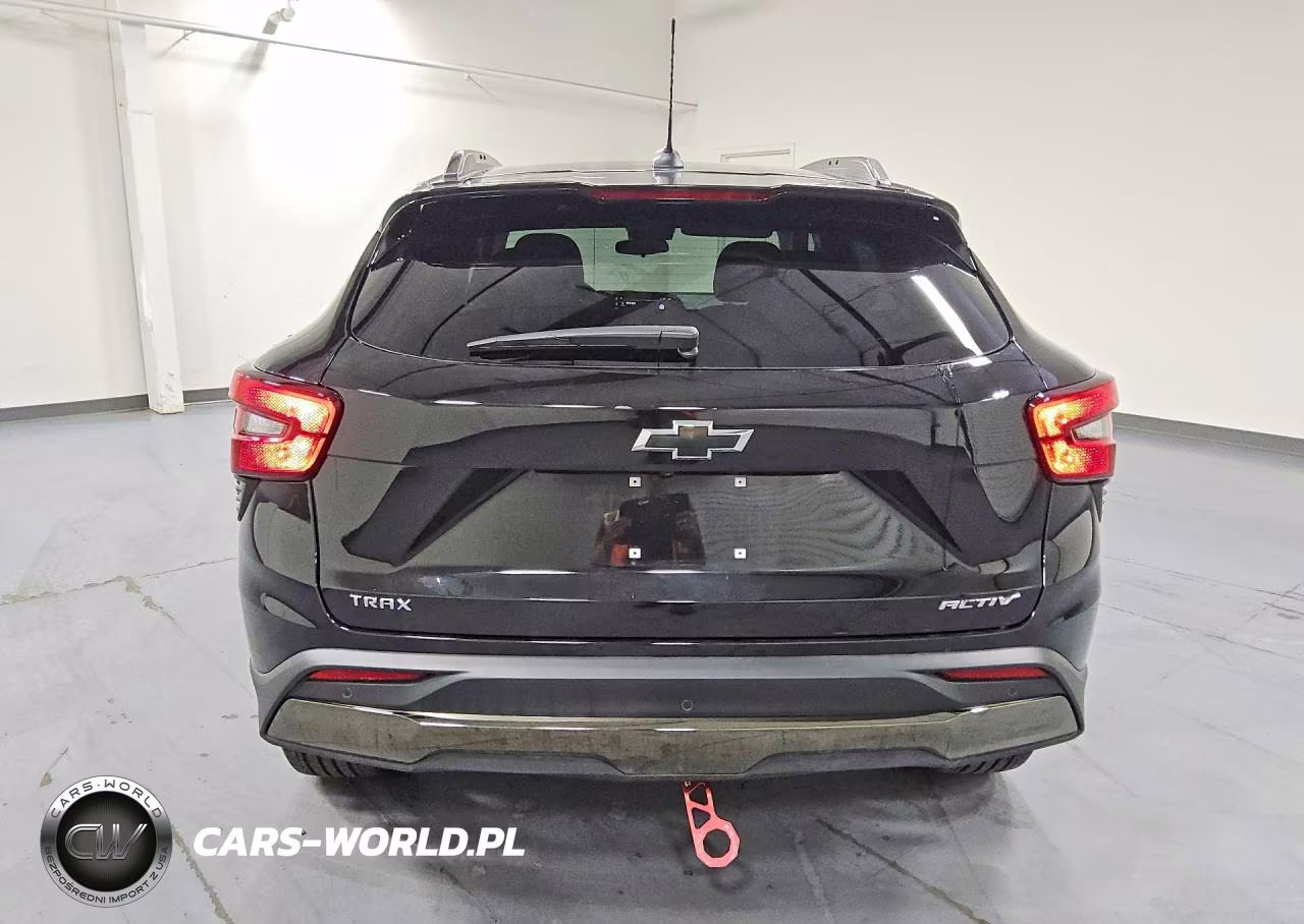 2025 Chevrolet Trax Activ VIN:KL77LKEPXSC123682 - 6