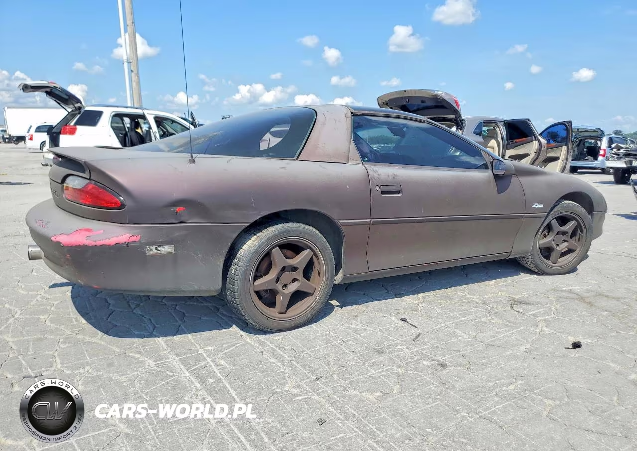 1994 Chevrolet Camaro Z28 VIN:2G1FP22P0R2136726 - 3