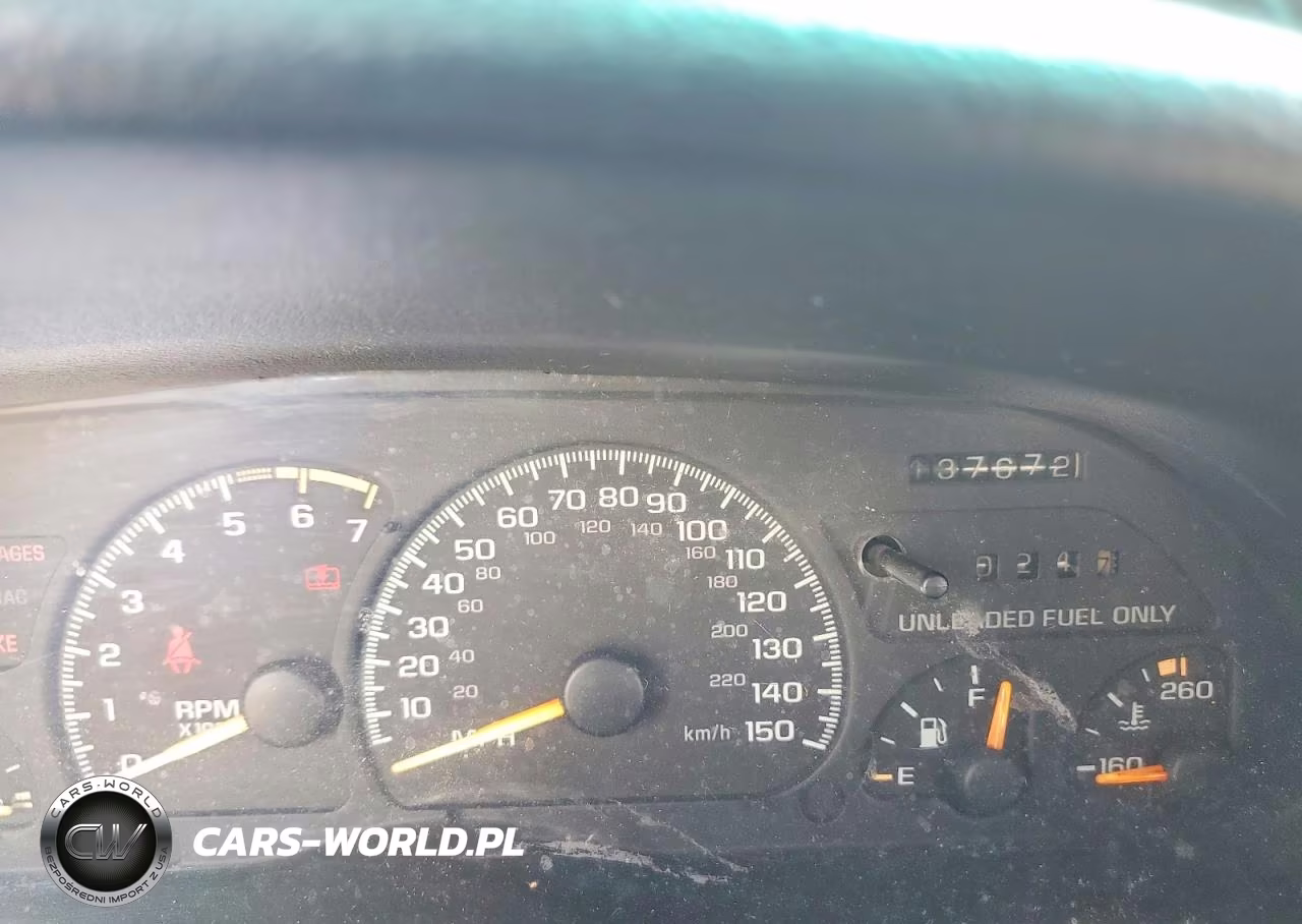 1994 Chevrolet Camaro Z28 VIN:2G1FP22P0R2136726 - 9