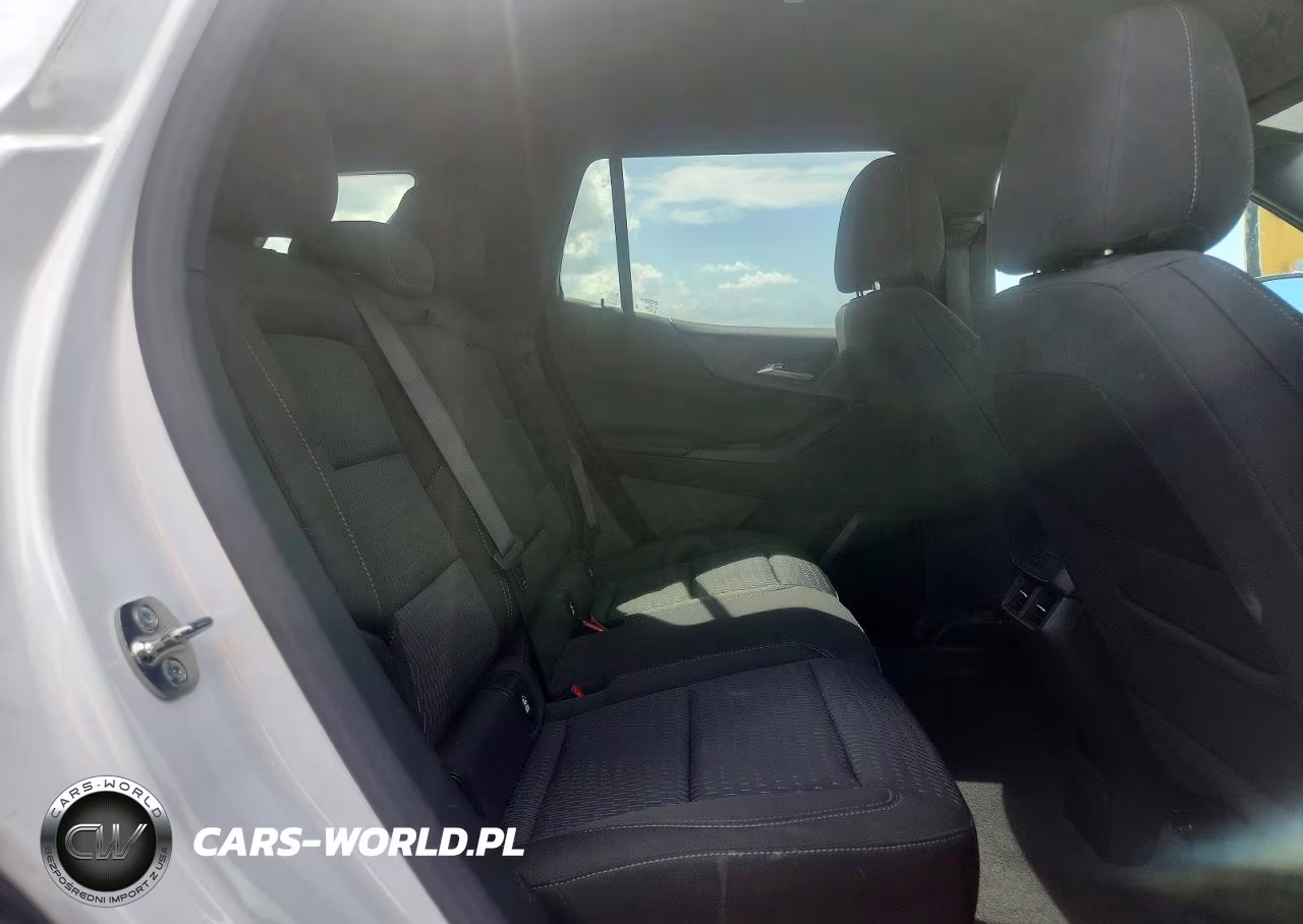 2025 Chevrolet Equinox Lt VIN:3GNAXPEG7SL323389 - 11