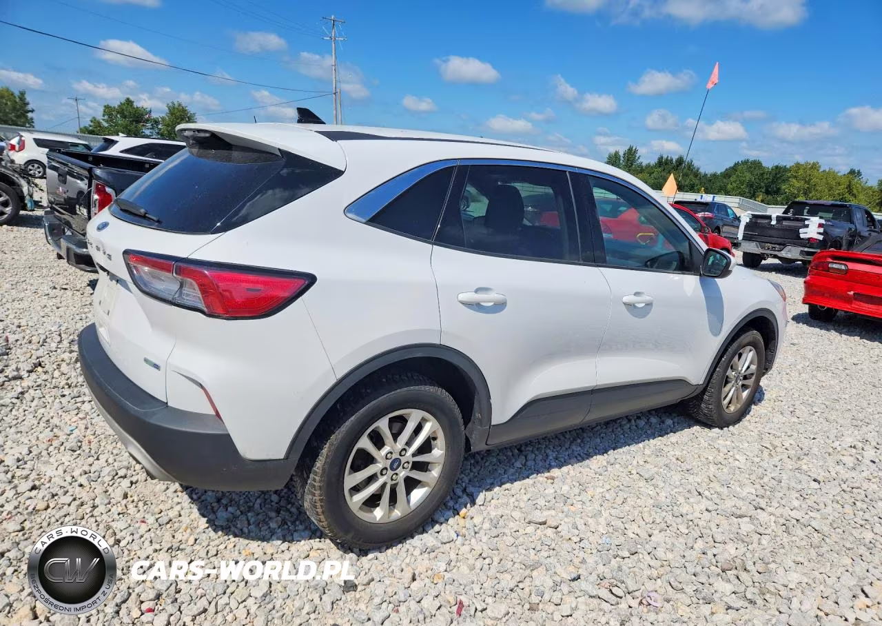 2020 Ford Escape Se VIN:1FMCU9G63LUA27332 - 3