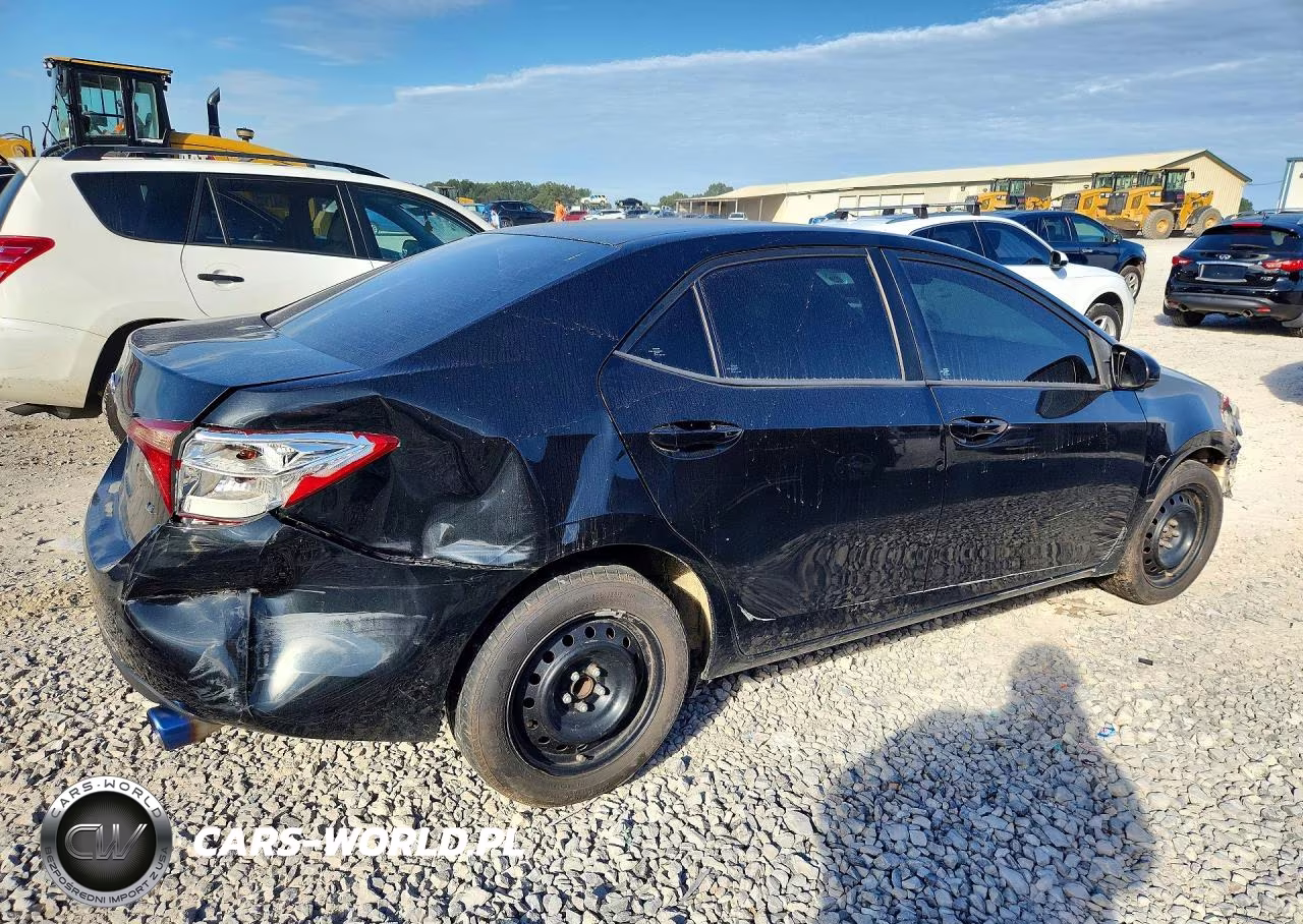 2018 Toyota Corolla Le VIN:2T1BURHE2JC987936 - 3