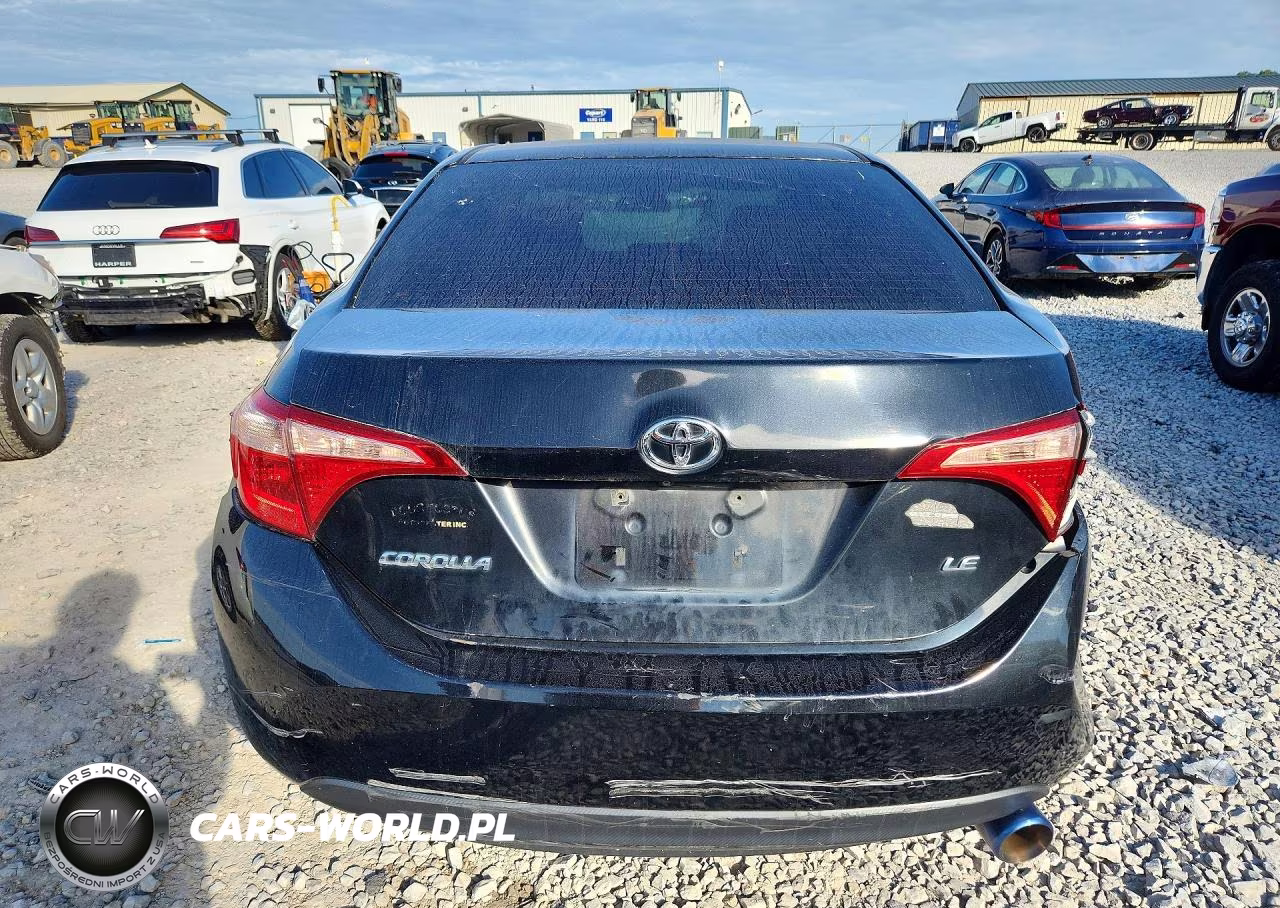 2018 Toyota Corolla Le VIN:2T1BURHE2JC987936 - 6