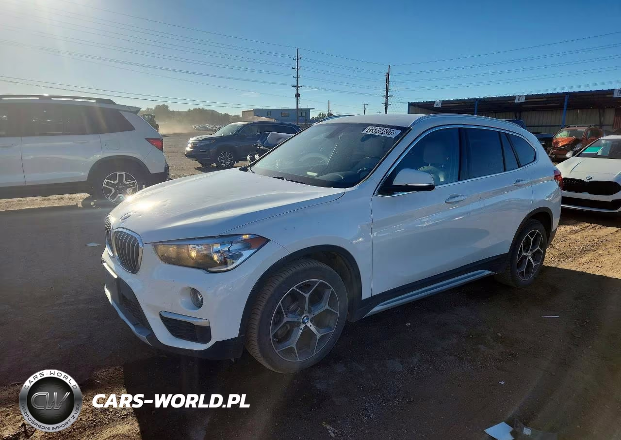 2018 BMW X1 xDrive28I VIN:WBXHT3C39J5L33886 - 1