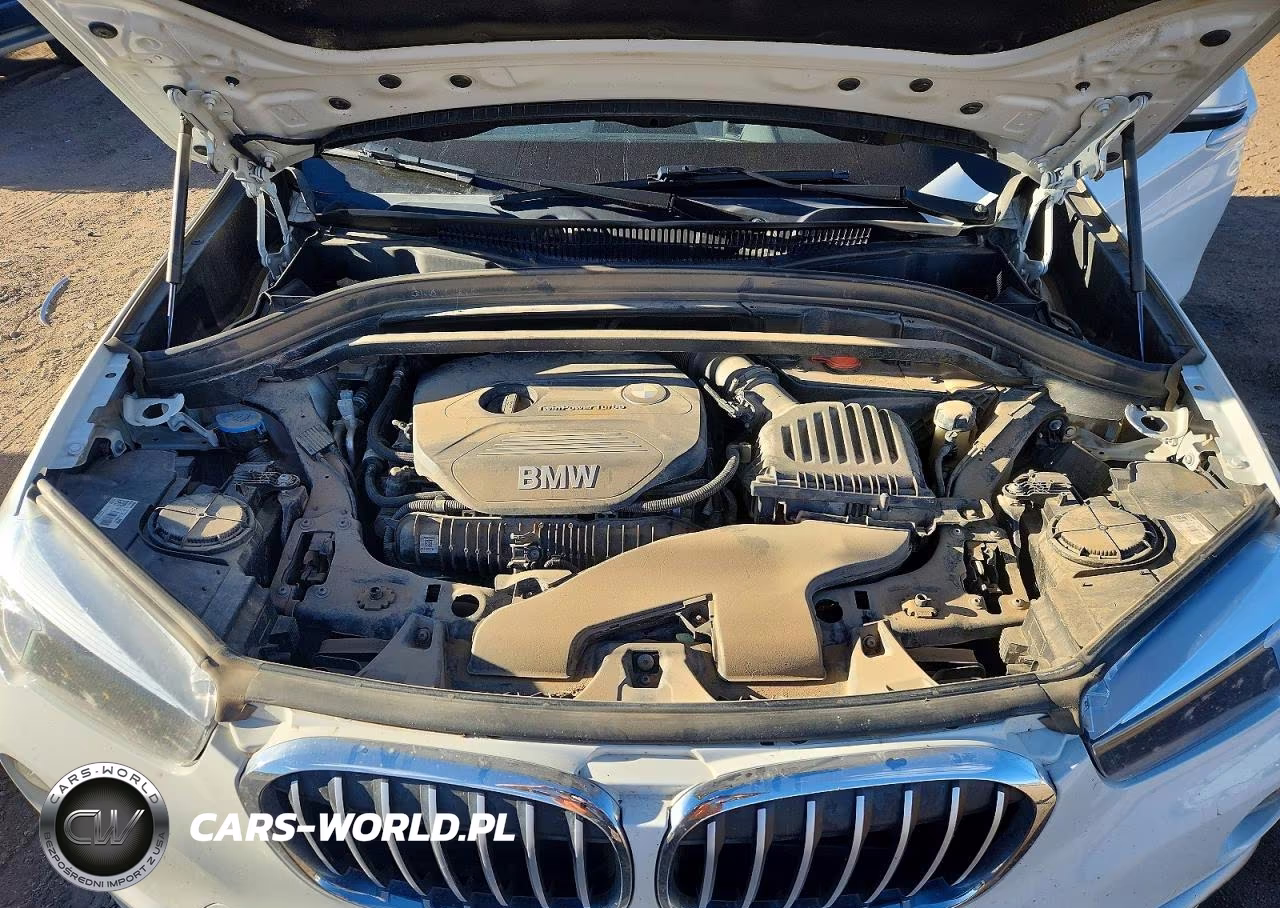 2018 BMW X1 xDrive28I VIN:WBXHT3C39J5L33886 - 11