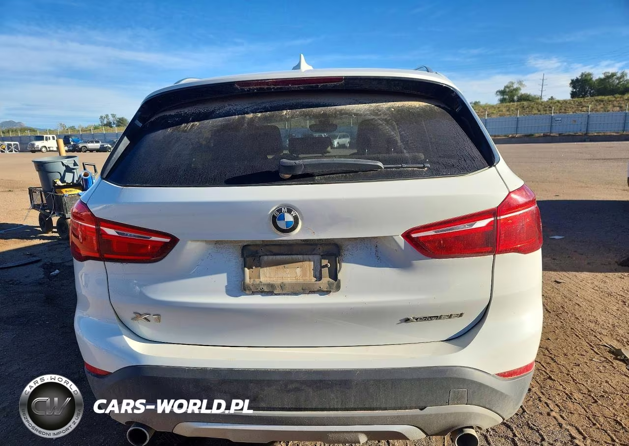 2018 BMW X1 xDrive28I VIN:WBXHT3C39J5L33886 - 6