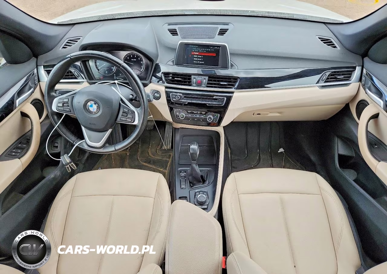 2018 BMW X1 xDrive28I VIN:WBXHT3C39J5L33886 - 8