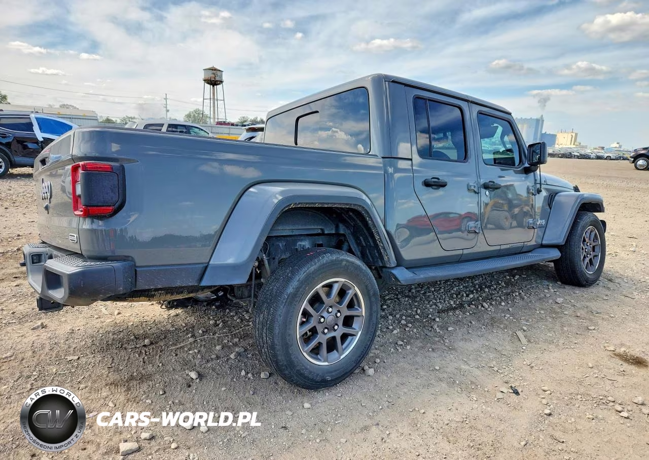 2020 Jeep Gladiator Overland VIN:1C6HJTFG2LL212978 - 3