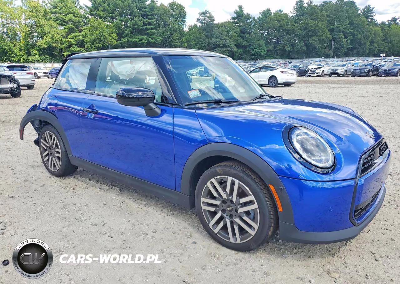 2025 Mini Cooper Base VIN:WMW13GD08S2X52192 - 4