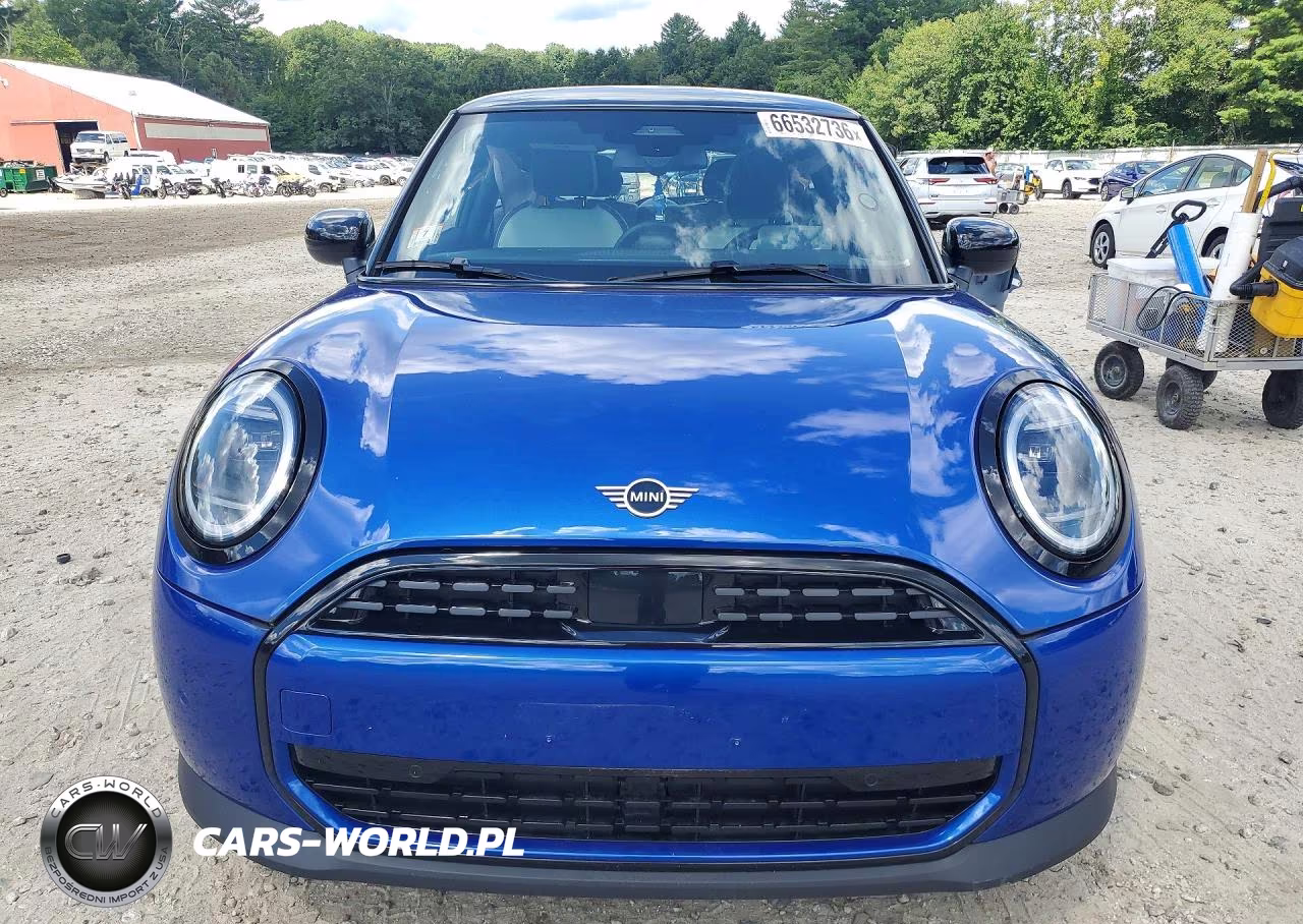 2025 Mini Cooper Base VIN:WMW13GD08S2X52192 - 5
