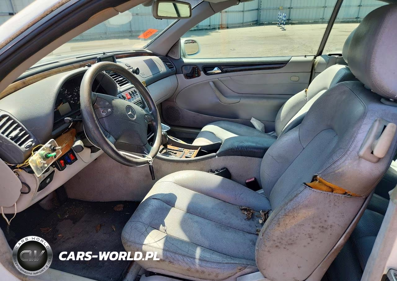 2010 Mercedes-Benz Clk 320 VIN:WDBLK65G23T141332 - 7