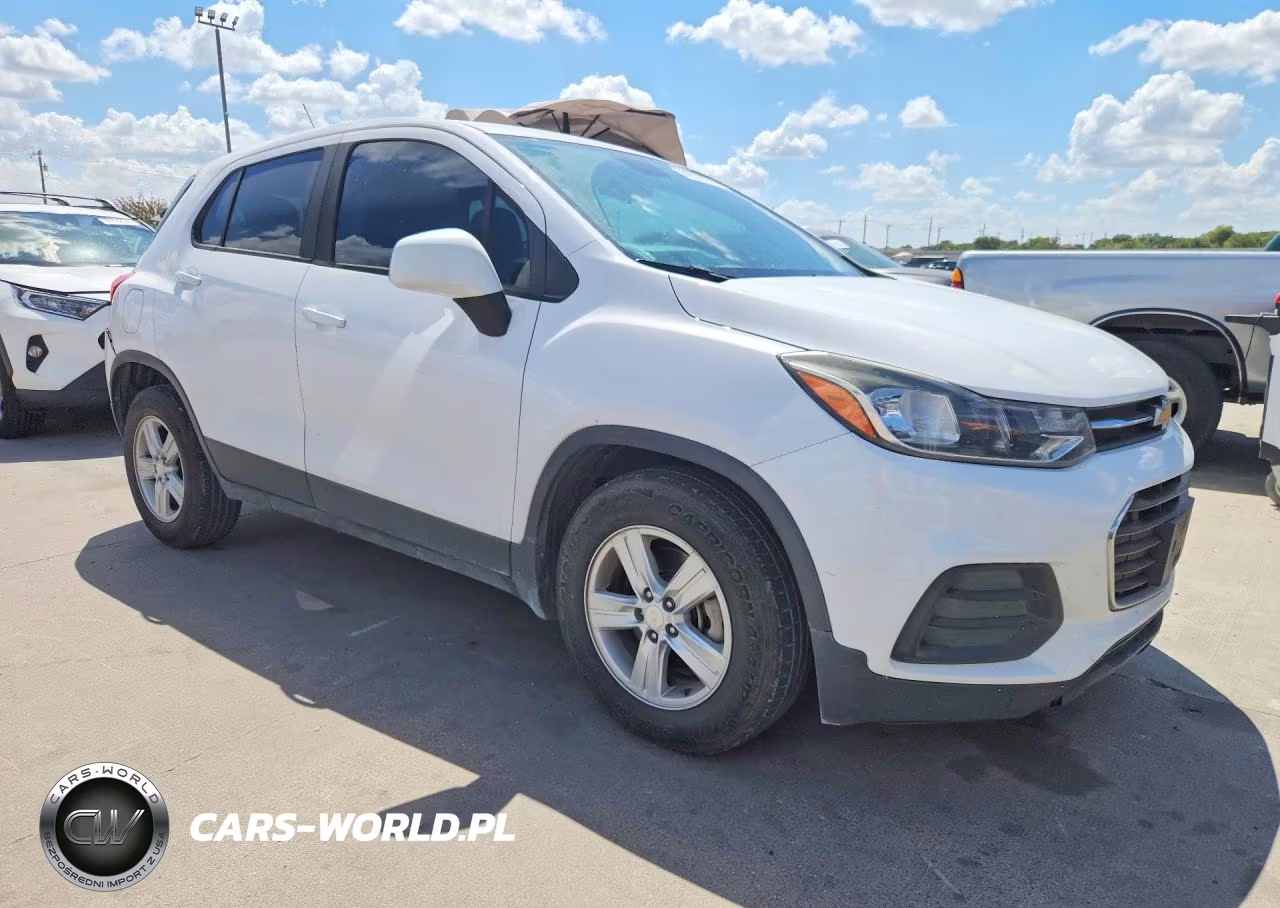 2019 Chevrolet Trax Ls VIN:3GNCJKSB4KL233235 - 4