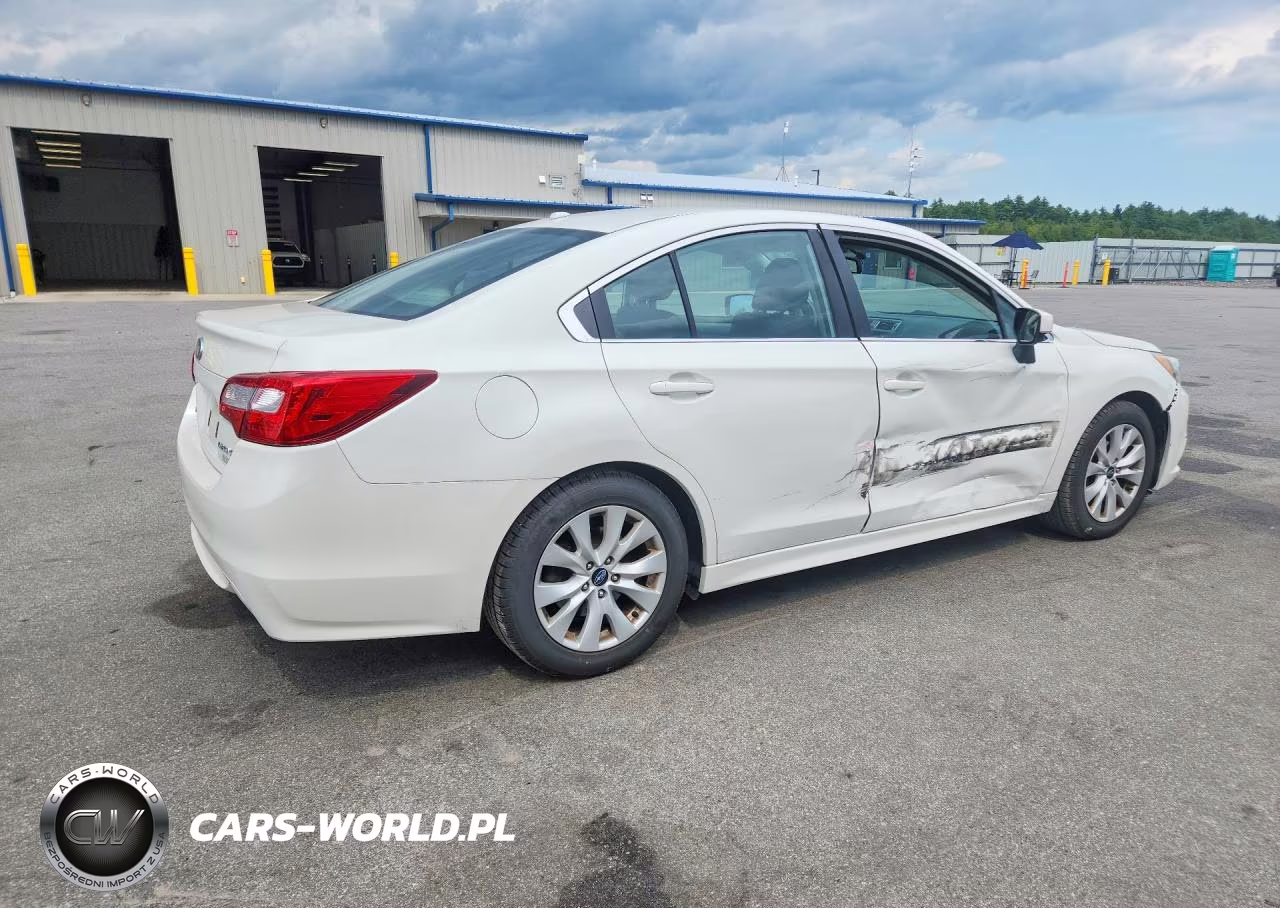2015 Subaru Legacy 2.5I Premium VIN:4S3BNAD65F3023523 - 3