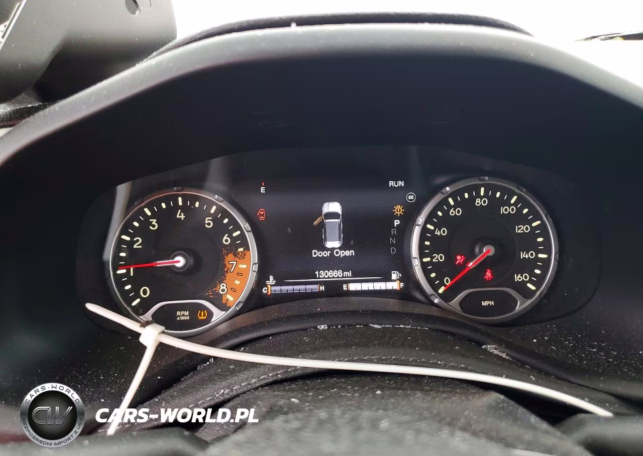 2017 Jeep Renegade Limited VIN:ZACCJADB1HPE38561 - 9