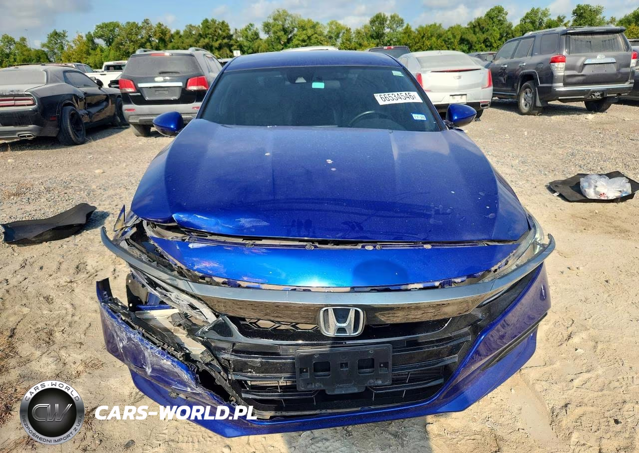 2018 Honda Accord Sport VIN:1HGCV1F30JA132212 - 5